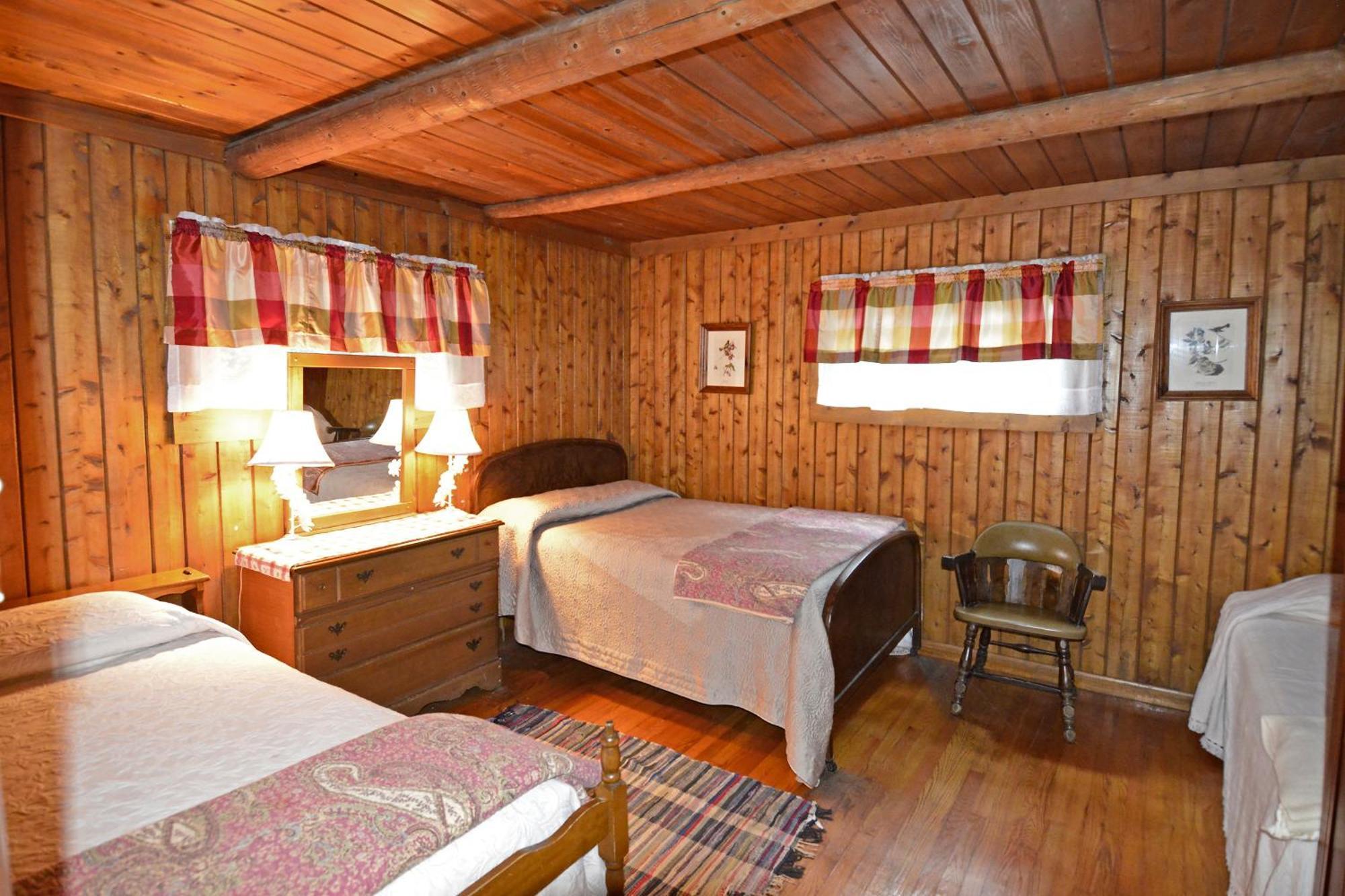 Countryside Cottages Bartonsville Room photo